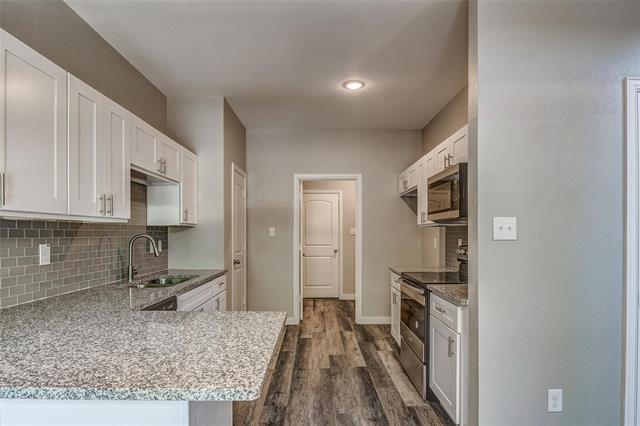Building Photo - 3262 Wexford Dr