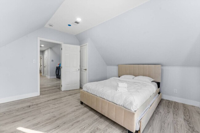 Building Photo - 23 Obrien Ct