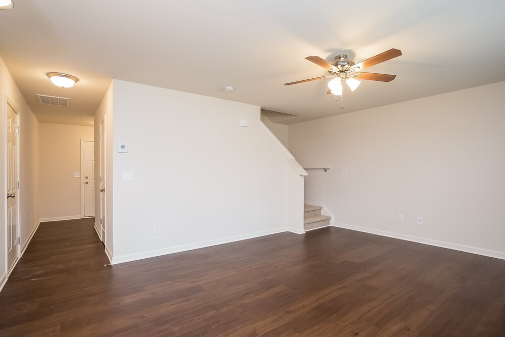 Building Photo - 1459 Tamarino Dr