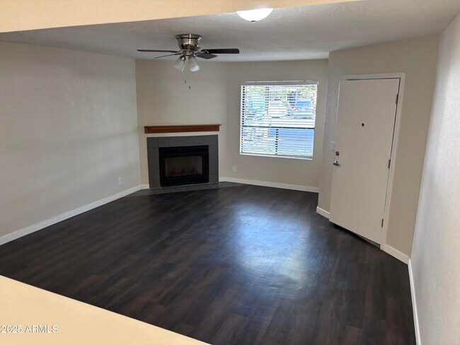 Building Photo - 1444 N Recker Rd