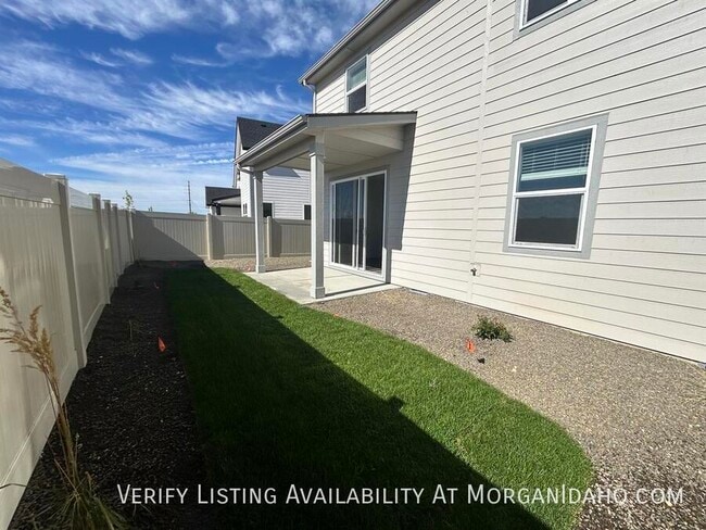 Building Photo - 8205 W Grey Alder Dr