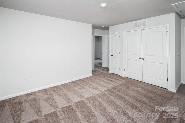 Building Photo - 1216 Nia Rd