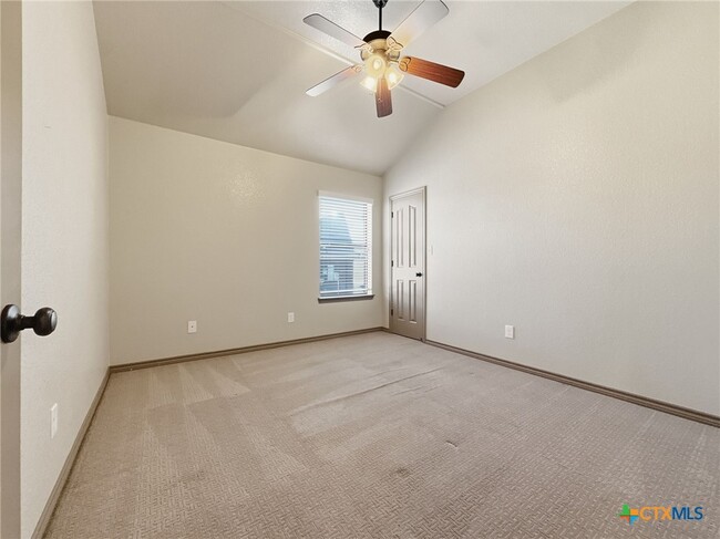 Building Photo - 2707 Ancestor Dr