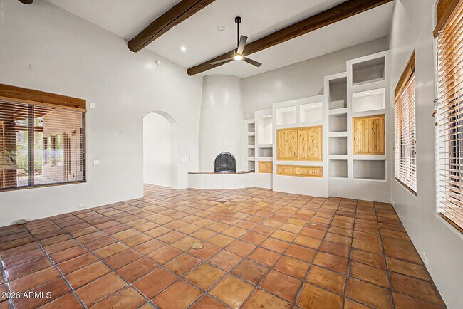 Building Photo - 9202 E Rimrock Dr