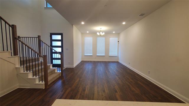 Building Photo - 2530 Campden Mews