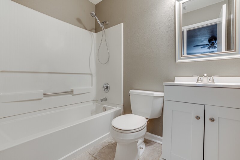 Building Photo - 9438 Celine Dr