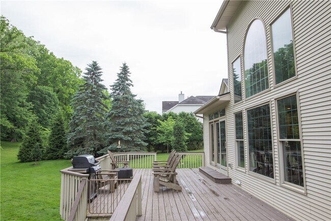 Building Photo - 52 Meadow Cove Rd