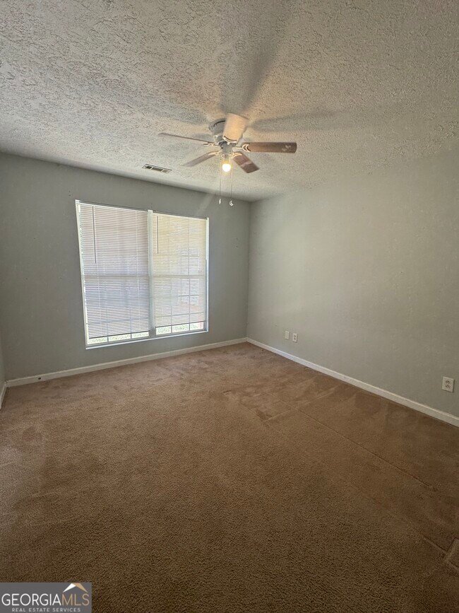 Building Photo - 1108 Patriot Cir