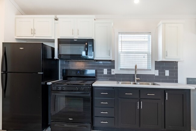 Building Photo - 25928 Haynie Flat Rd