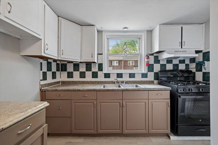 Building Photo - 2609 Kane St