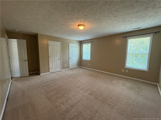 Building Photo - 4007 Beaubien Dr