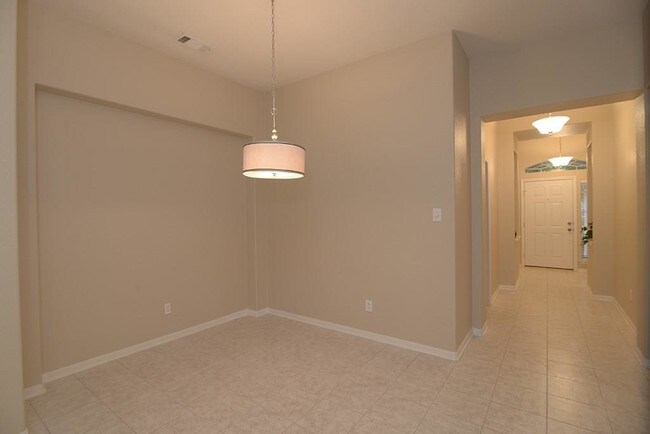 Building Photo - 67 N Veranda Ridge Dr