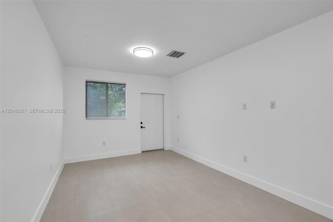Building Photo - 6500 NW 21st Ave