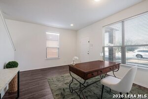 Building Photo - 9106 Mare Country