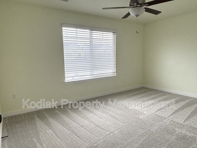 Building Photo - 12724 S Quail Lake Dr