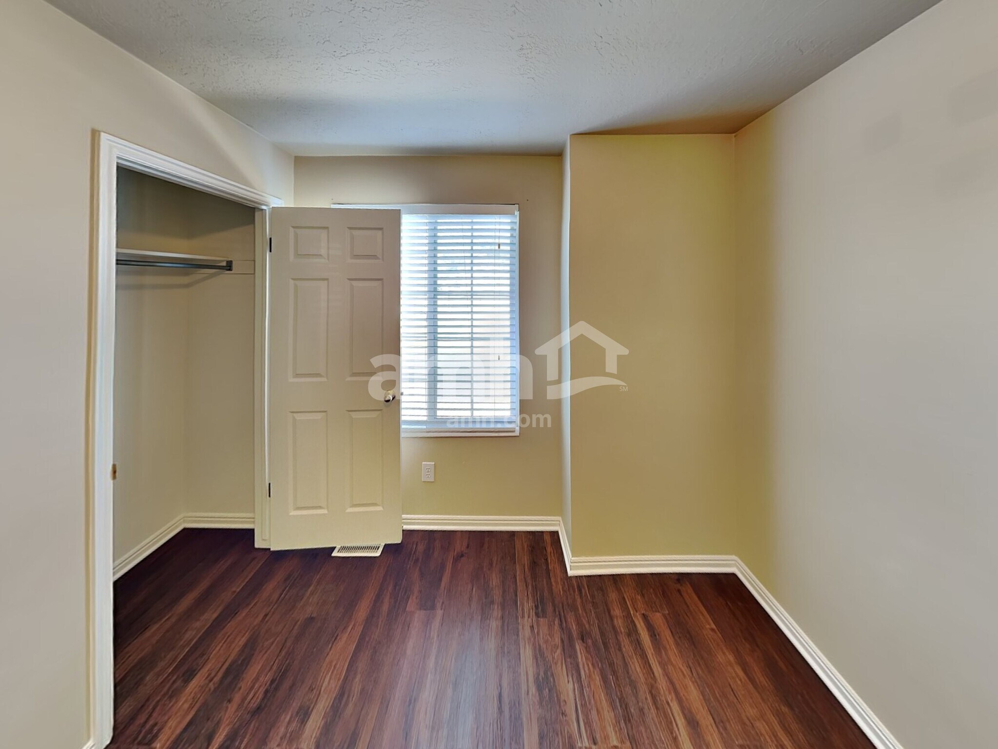 Building Photo - 2663 S 3900 W