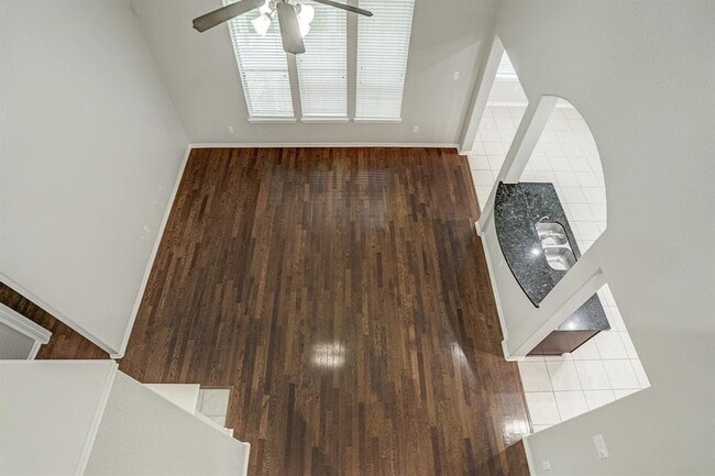 Building Photo - 2626 Canyon Falls Dr