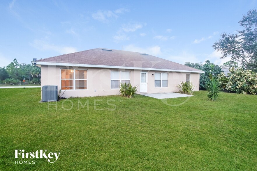 Building Photo - 2655 San Filippo Dr SE