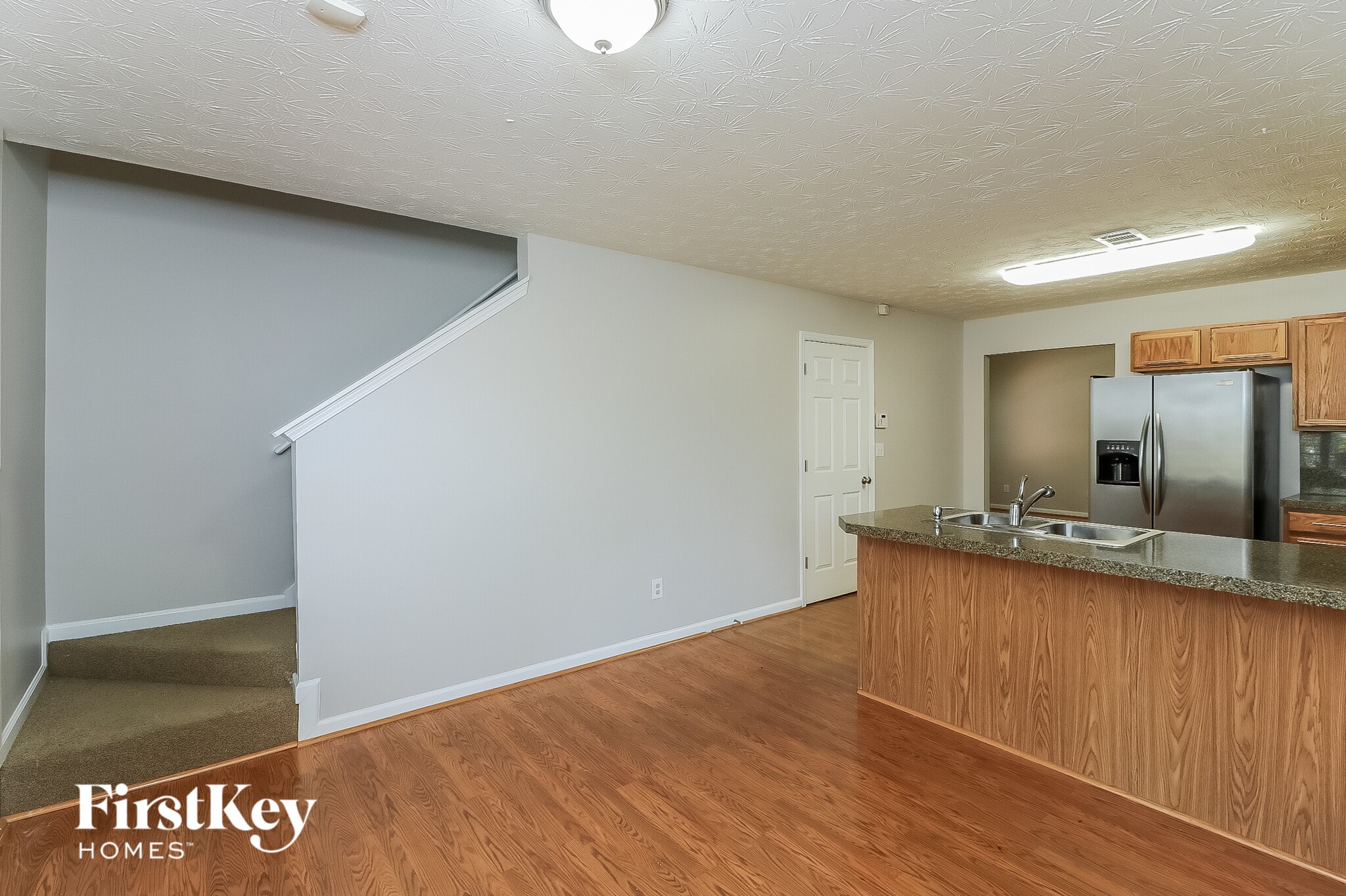 Building Photo - 813 Winsap Dr