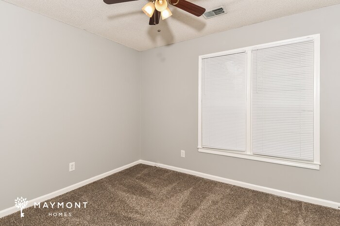 Building Photo - 1613 Chadford Rd