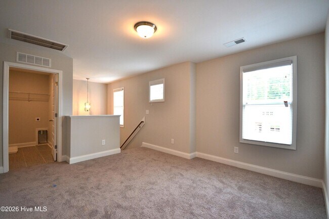 Building Photo - 388 Atwood Dr