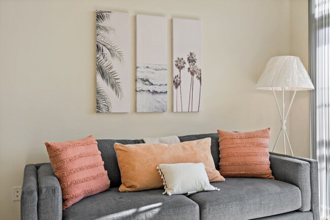 Building Photo - 2321 Mill Rd