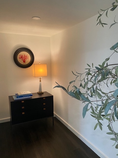 Building Photo - 2216 E Roanoke St