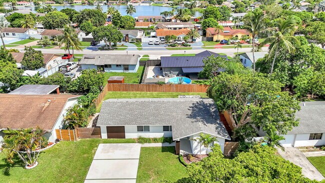 Building Photo - 14851 SW 71st St