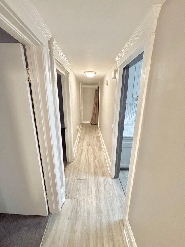 Building Photo - 19-21 Cornell Street