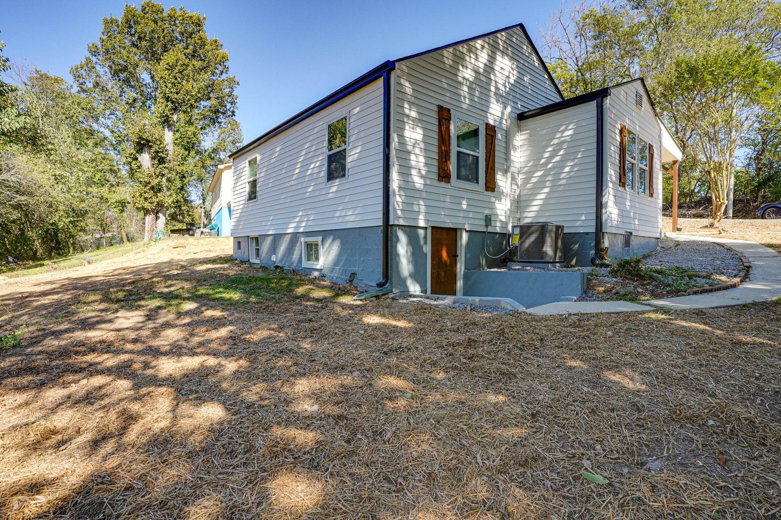 Building Photo - 927 Hulana St