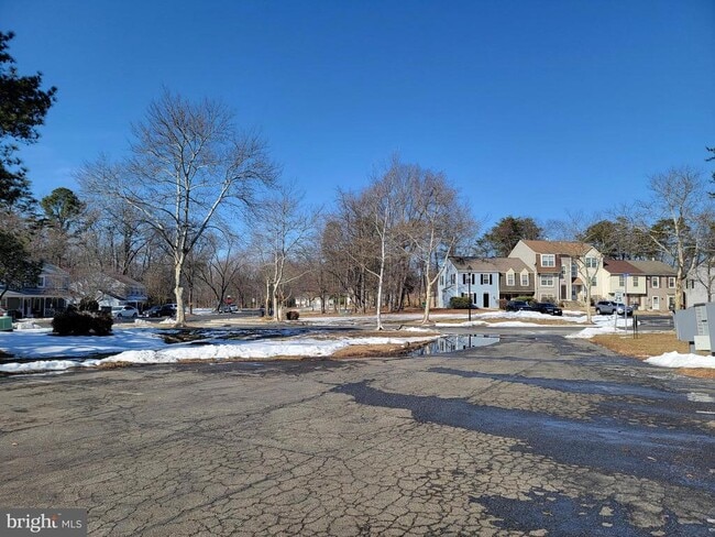 Building Photo - 4197 Drake Ct