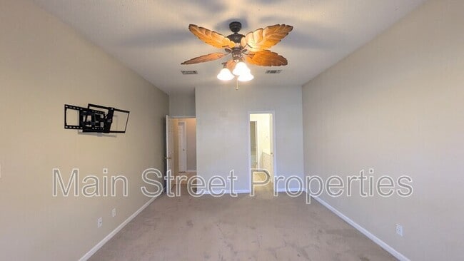 Building Photo - 1612 College Pkwy