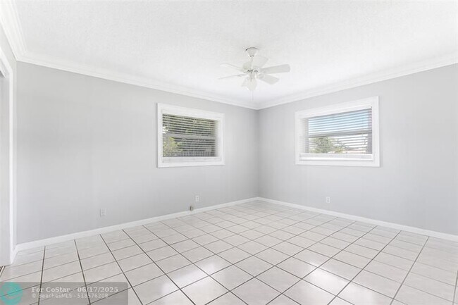 Building Photo - 10291 Eastport Ct