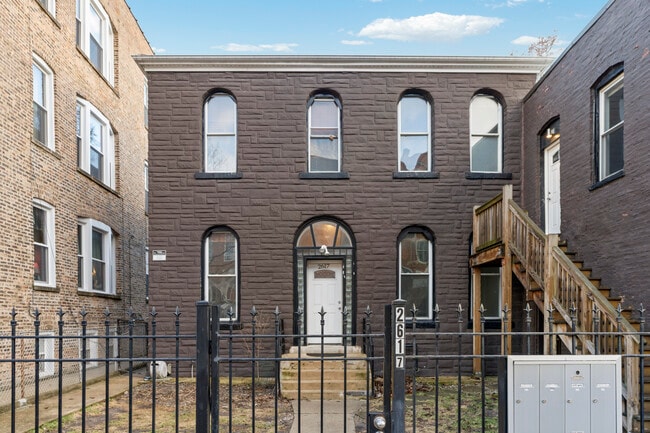 Building Photo - 2617 W Hirsch St