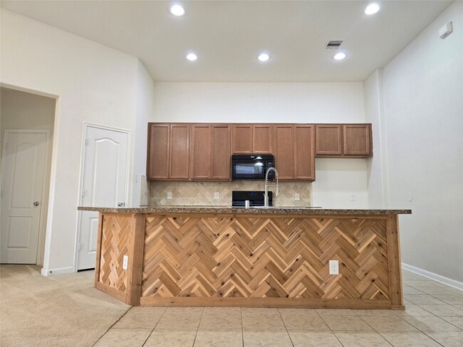 Building Photo - 22526 Belmont Cove Ln
