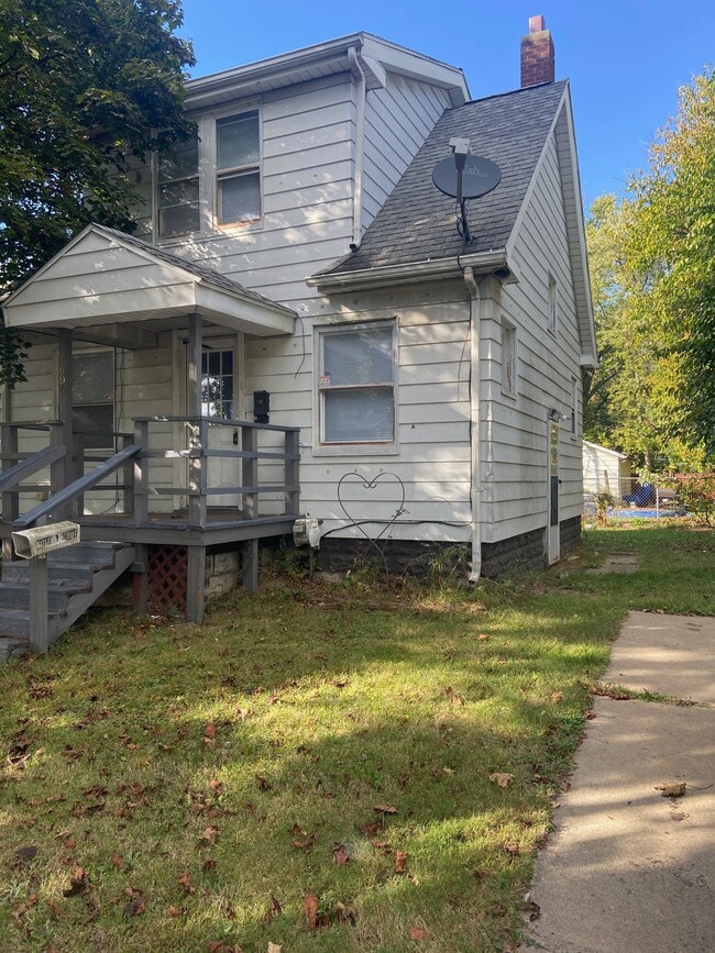 Primary Photo - 1604 Homewild Ave