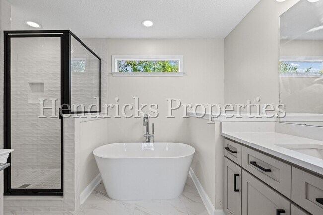 Building Photo - 8697 Citrus Bend Dr