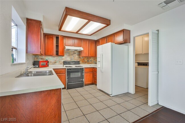 Building Photo - 6716 Chehalis Cir