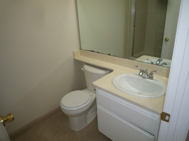 Building Photo - 25366 Felicia Ct