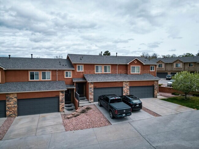 Building Photo - 2260 Covenant Heights