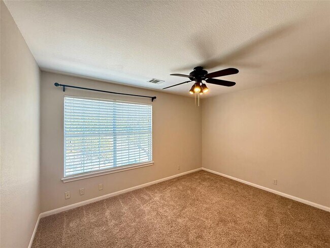 Building Photo - 3953 Canyon Glen Cir