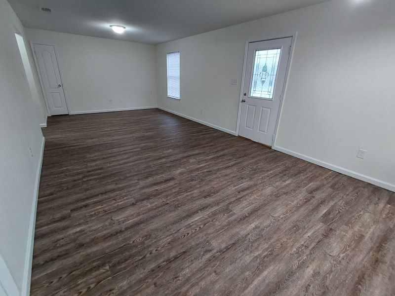Building Photo - 15143 Deer Creek Dr