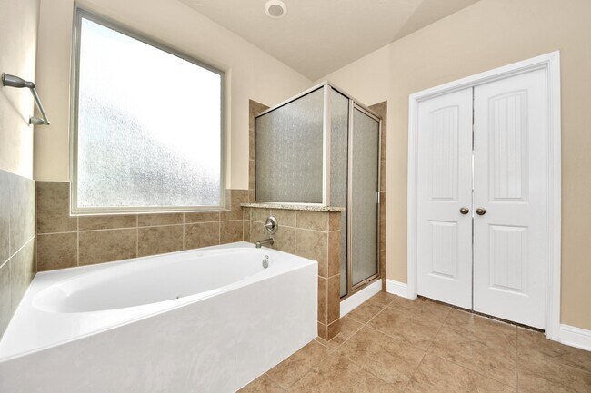 Building Photo - 20707 Reston Run Ln