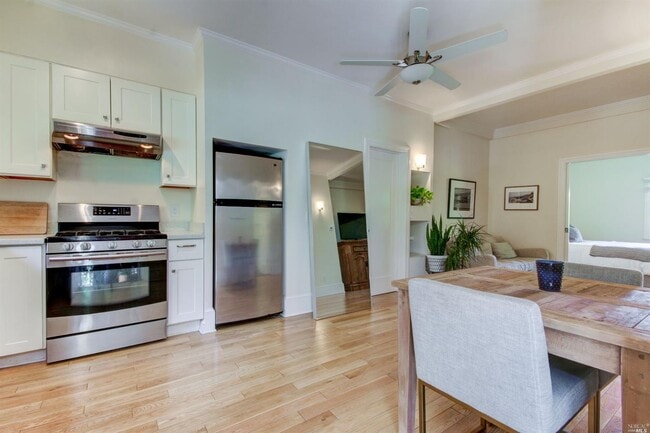 Building Photo - 346 Corte Madera Ave