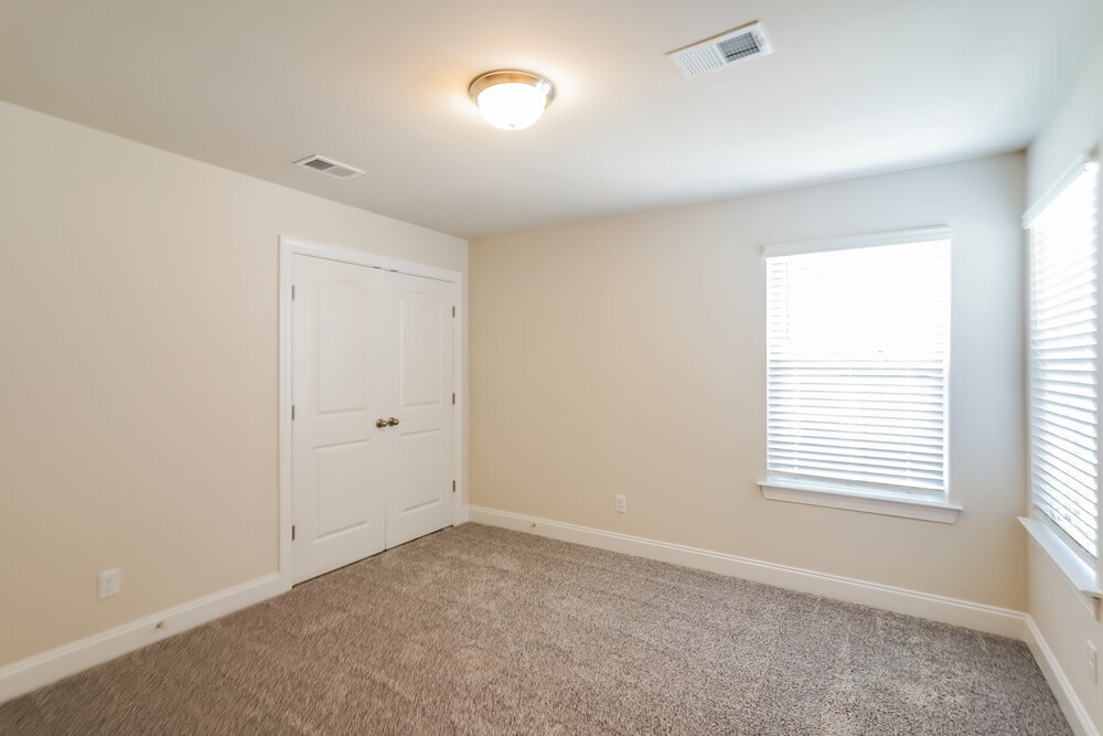 Building Photo - 1731 Tahoma Dr