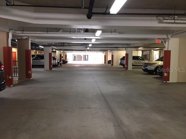 Building Photo - 7710 Lake Vista Ct