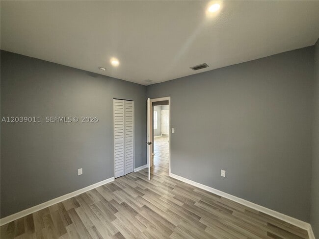 Building Photo - 426 NE 77th Street Rd