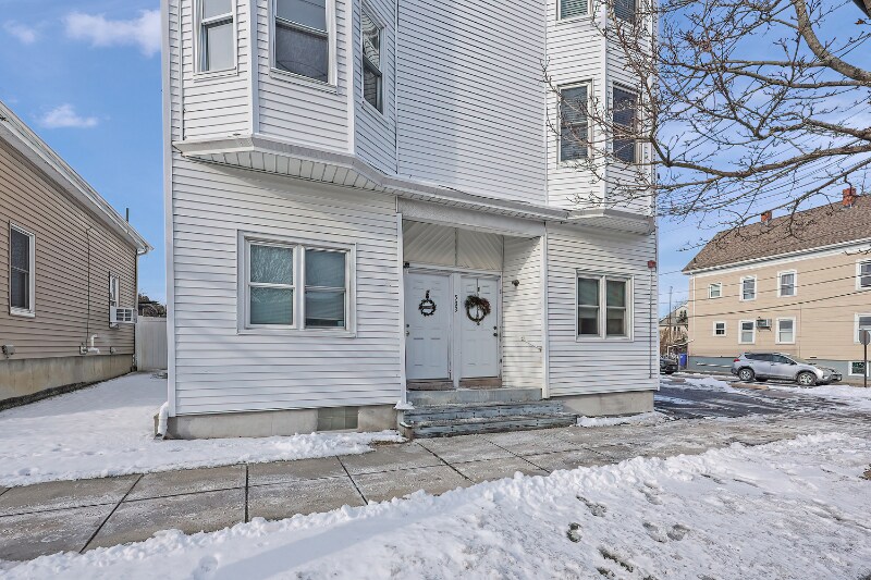 Building Photo - 503 Wood St