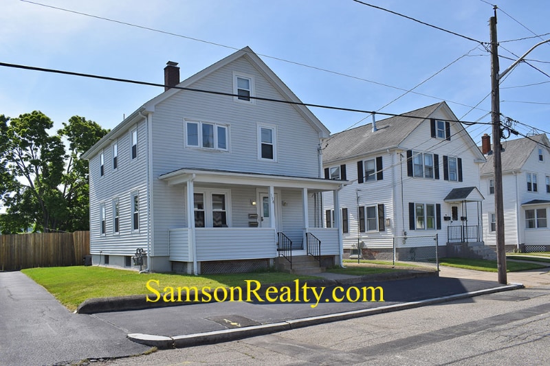 Building Photo - 158 Bentley St