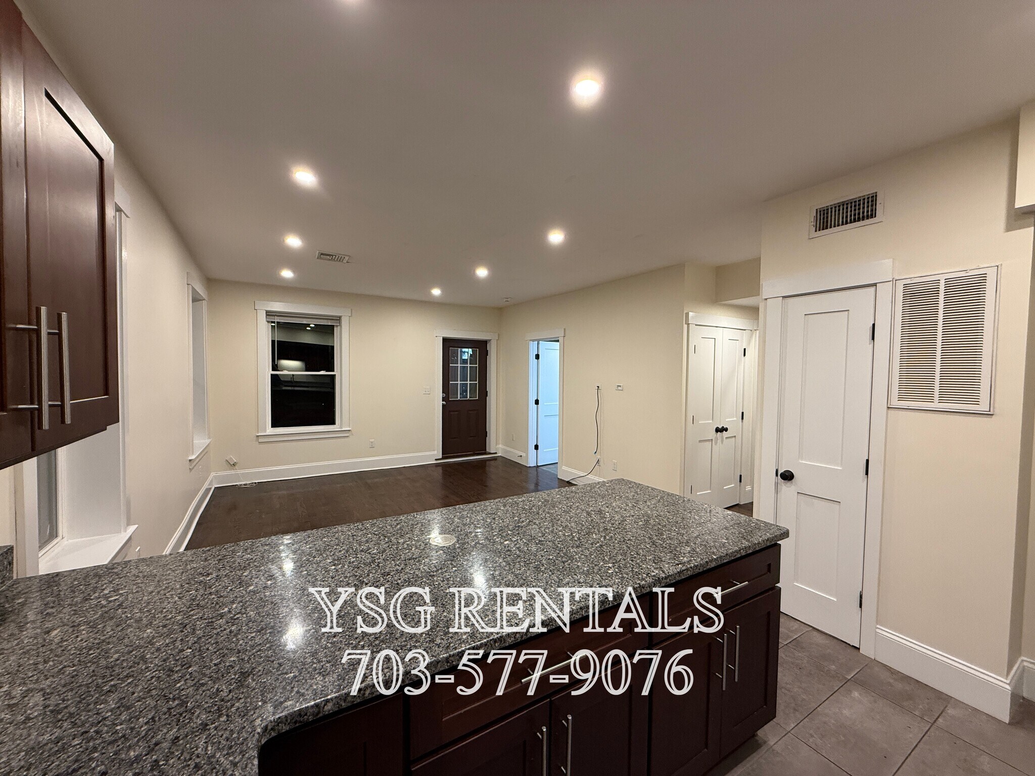 Building Photo - 19 Lambert Ave